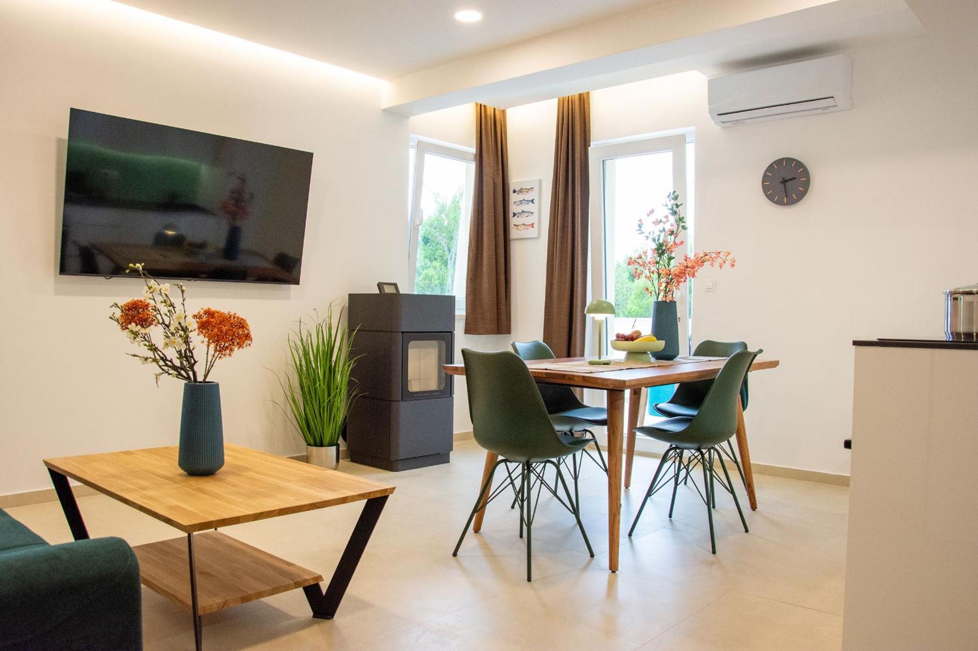 Joell Apartments Lokva Rogoznica Buitenkant foto