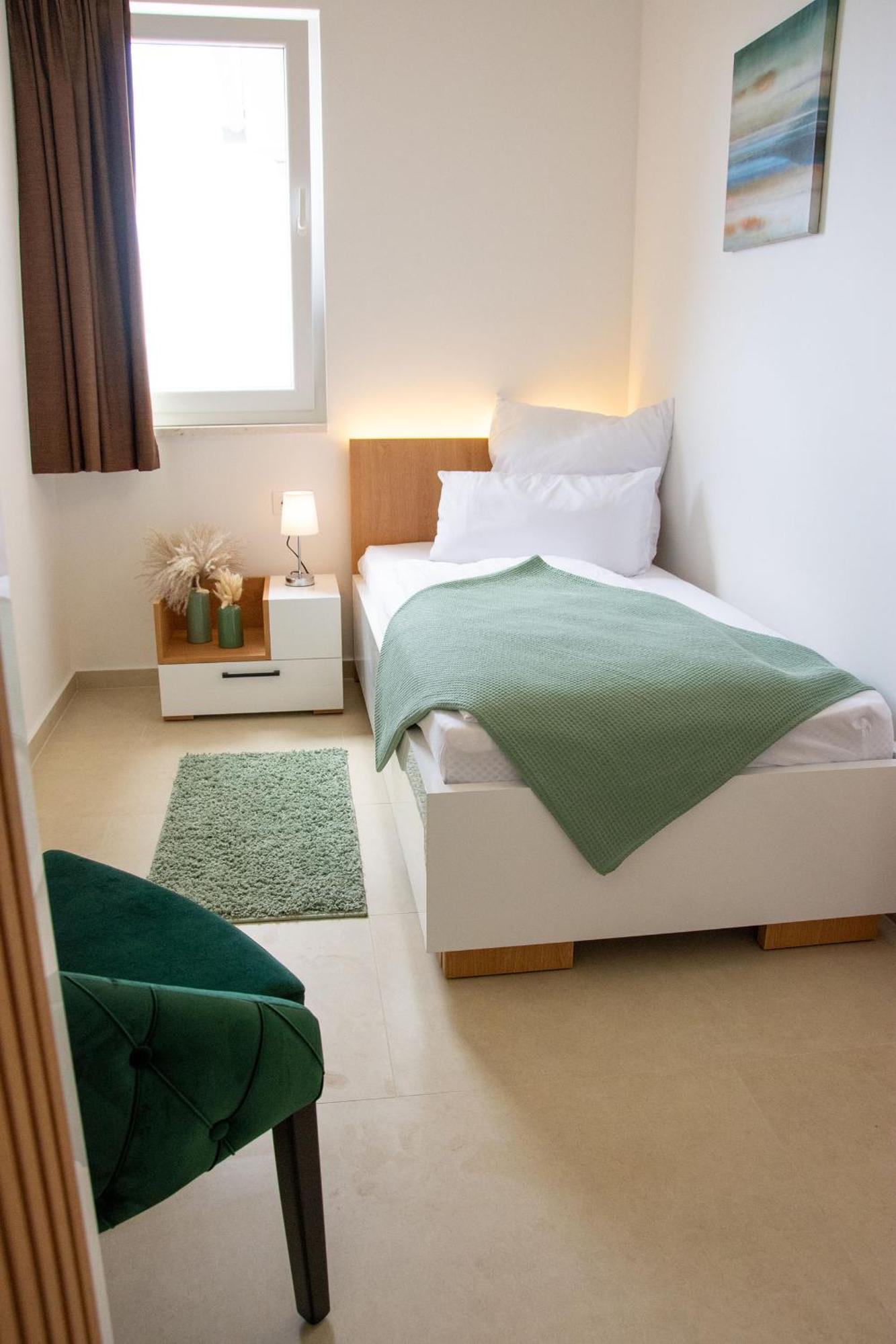 Joell Apartments Lokva Rogoznica Buitenkant foto